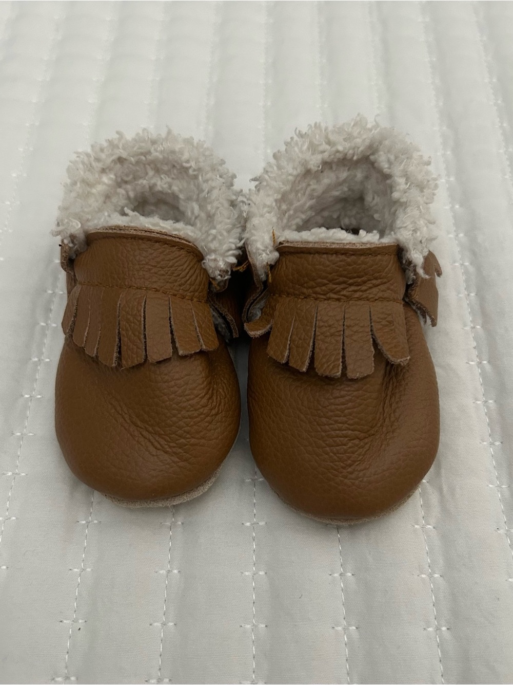 BirdRock Baby Brown Fringed Sherpa Lined Leather Moccasins Size 4